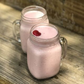 Batido De Fresa (16 Oz.)