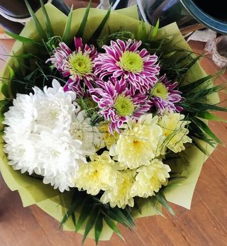 Букет 3бр. Хризантеми