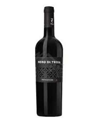 Vino rosso Nero di Troia Terrecarsiche 75 cl