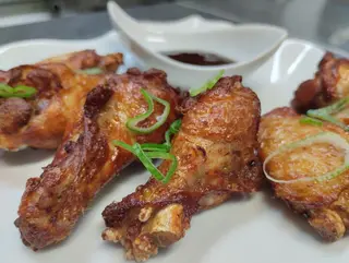 1/2 ración de alitas 