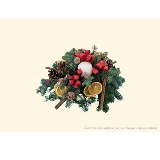 centro tavola natalizio con abete e decori