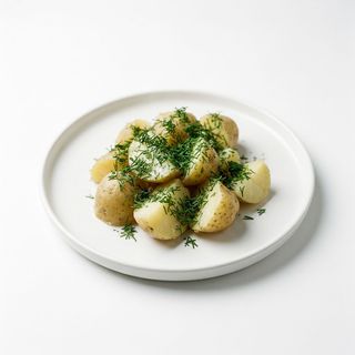 Ziemniaki z wody ze świeżym koperkiem