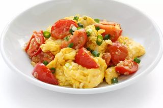 Бъркани Яйца Със Сушени Домати (300г)