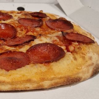 Pizza Pepperoni (Familiar)