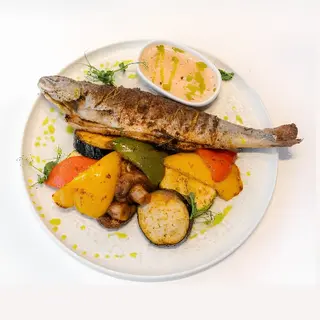Форель с овощами гриль (300г)