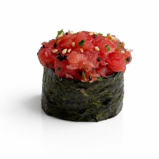 Gunkan Spicy Tuna