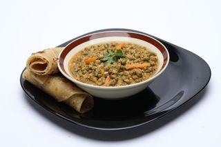 Lentils stew with 2 chapatis and a side