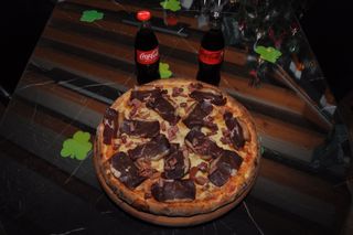 BIH PIZZA  VELIKA + COLA-COLA