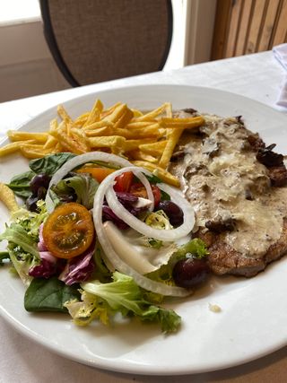 Escalopines de Solomillo de Ternera con Salsa de Hongos sin Gluten