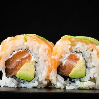 Uramaki Rainbow Roll 8  Unidades