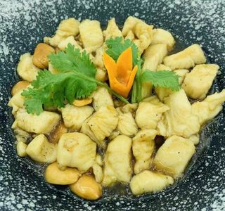 170. Pollo alle mandorle