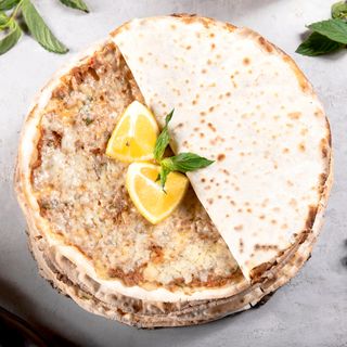 Լահմաջո  պանրով