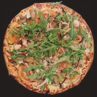 Pizza (Familiar) + Empanadas (3 Uds)