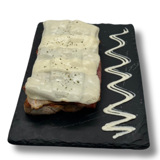 Llesca De Pollo Con Queso