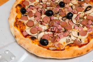 Pizza Romana Grande