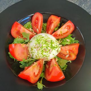 Салата "Бурата "