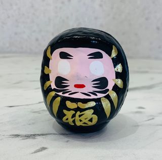 Daruma Pequeño Negro - Protección