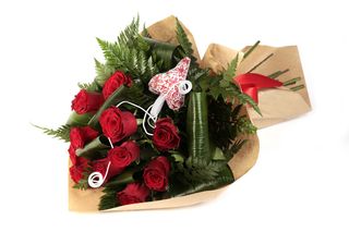 Ramo com 12 Rosas Vermelhas de Viana