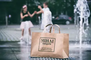 Sacoșă Mihai