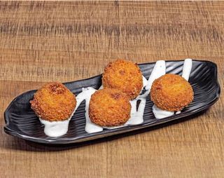 Croquetas De Pollo A L'Ast