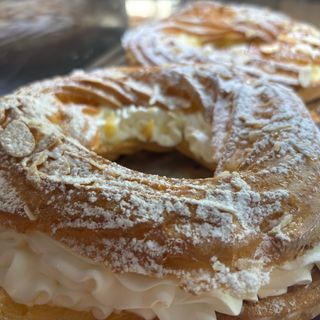 Tortel Relleno De Crema