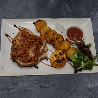 Пилешко пържола от бут   350г