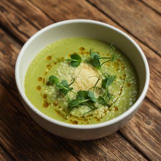 Шпинатний крем-суп з пармезаном (300г)