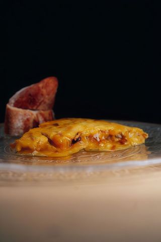 Tortilla De Cebolla Frita