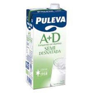LECHE PULEVA SEMIDESNATADA 1L.