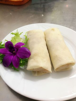 2.  Involtini vapore  2 pezzi 蒸春卷