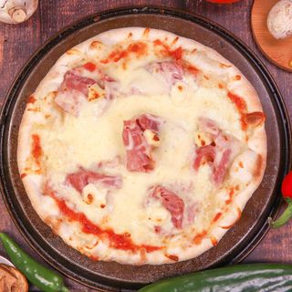 Пица Шунка и топено сирене (30см)