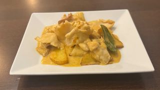 Pollo al curry giallo