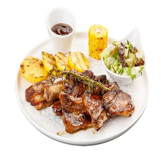 Свински гърди с мед и билки (480г)