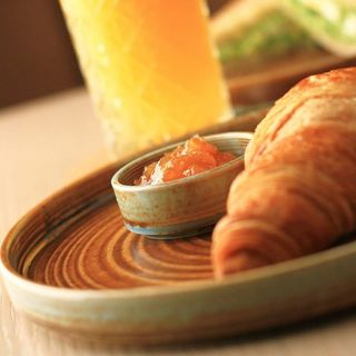 Croissant cu ciocolată