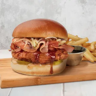 WHISKEY - GLAZE CRUNCHY CHICKEN BURGER
