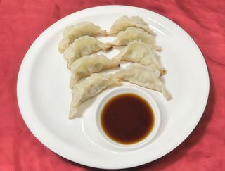 4. Gyozas De Pollo (10 Pzs.)
