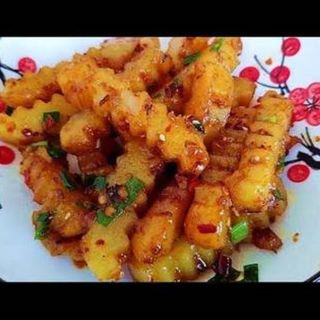 E08. Cartofi uiti acrisori/酸辣土豆条/Sour and spicy potatoes *