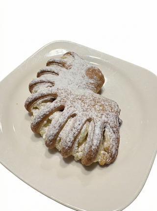 Sukiennice serowo - malinowe