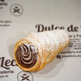 Cañoncito Hojaldre De Dulce De Leche