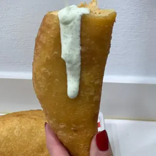 Empanada pollo Desmechadob