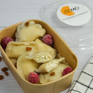 Вареники з солодким сиром (260/40г)