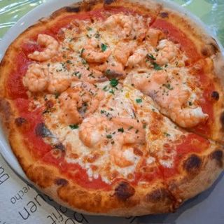 Pizza Salmones e Gamberi
