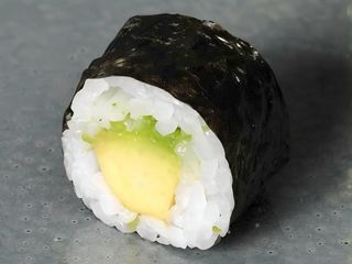 56.Maki Aguacate (8 Pzas.)