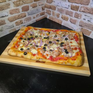 Pizza Atún Familiar