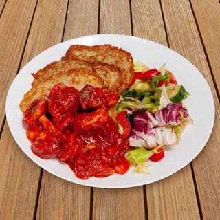 Placki Ziemniaczane z Gulaszem + zupa