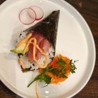 41.Temaki tuna