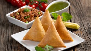 Samosas de pollo