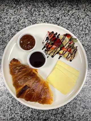 ՖՐԱՆՍԻԱԿԱՆ ՆԱԽԱՃԱՇ