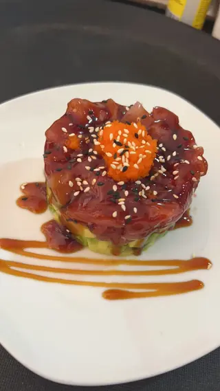 TA3. Tartar De Salmón