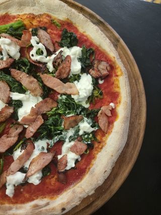 ● Pizza La Campana